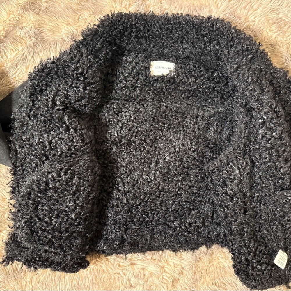 Cozy Black Teddy-Trim Jacket - Picture 8 of 14